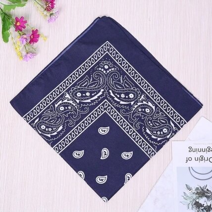 Bandana tamsiai mėlyna Bandana tamsiai mėlyna