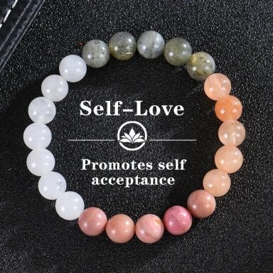 Naturalių akmenų apyrankė: Self-Love