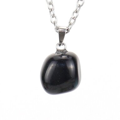 Paprasto stiliaus natūralaus akmens pakabukas. Obsidiano akmuo
