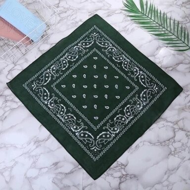 Bandana tamsiai žalia