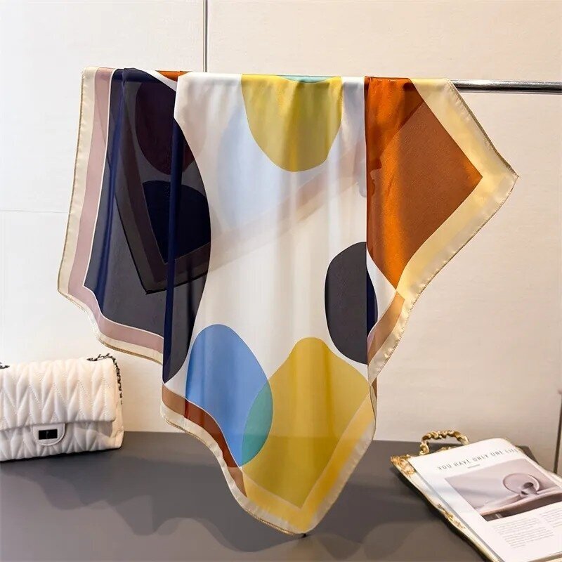 Skarelė 70x70 cm