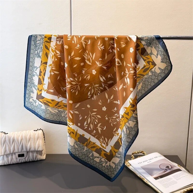 Skarelė 70x70 cm
